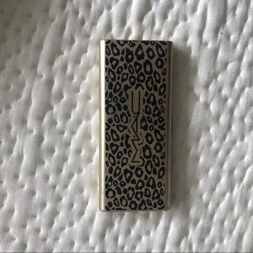 MAC eye shadow pallet